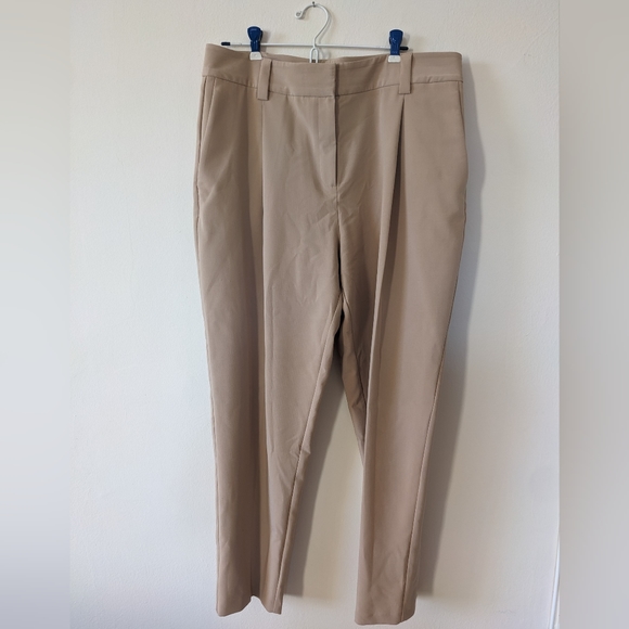 Vince Camuto Pleated Slacks - Picture 5 of 6